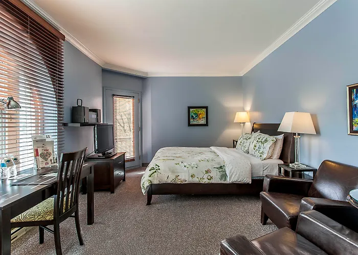 Auberge De La Fontaine Montreal